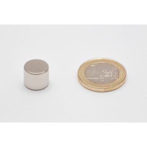 12x10mm_Scheibenmagnet_neben_Euromuenze